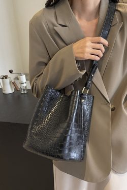 Retro Niche Design Shoulder Crossbody Bucket Bag for Women - High-End Mother-Daughter Style, 2025 Trendy Fashion Accessory