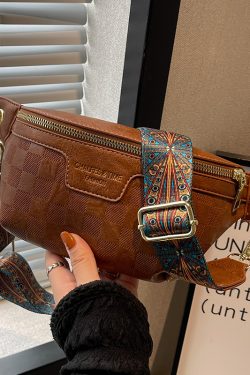 Retro Niche Design Women's Crossbody Bag - Versatile Small Chest & Waist Bag for Spring Summer 2025 Fashion