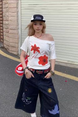 Retro Off-Shoulder Floral Print Short Sleeve T-Shirt for Women - Summer Sweet & Spicy Slim-Fit Top, American Street Style