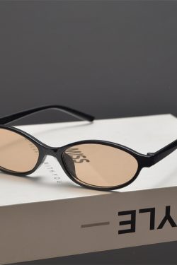 Retro Oval Narrow-Frame Sunglasses for Men and Women - Trendy Small Face Fit, Hip-Hop and Street Style, Ideal for Parties and Runway