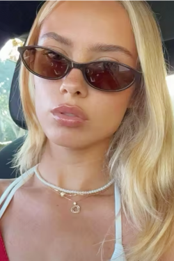 Retro Oval Narrow-Frame Sunglasses for Men and Women - Trendy Small Face Fit, Hip-Hop and Street Style, Ideal for Parties and Runway