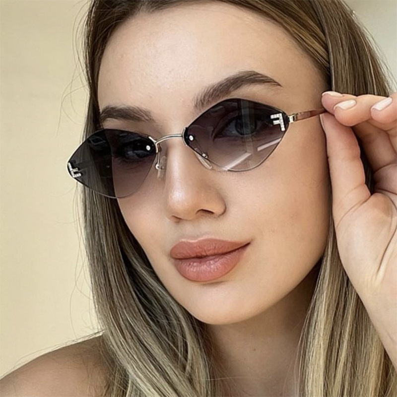 Retro Polygonal Diamond-Shaped Sunglasses for Women - Frameless Cut-Edge, Small Face Flattering, Trendy High-End Fashion Eyewear Retro Polygonal Diamond-Shaped Sunglasses for Women - Frameless Cut-Edge, Small Face Flattering, Trendy High-End Fashion Eyewear