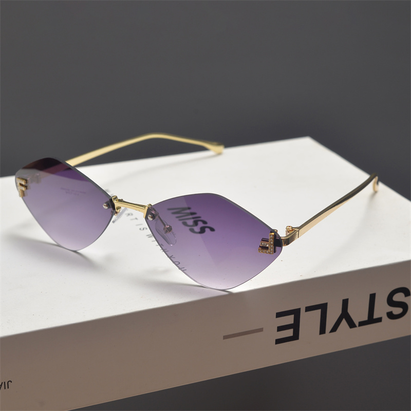 Retro Polygonal Diamond-Shaped Sunglasses for Women - Frameless Cut-Edge, Small Face Flattering, Trendy High-End Fashion Eyewear Retro Polygonal Diamond-Shaped Sunglasses for Women - Frameless Cut-Edge, Small Face Flattering, Trendy High-End Fashion Eyewear