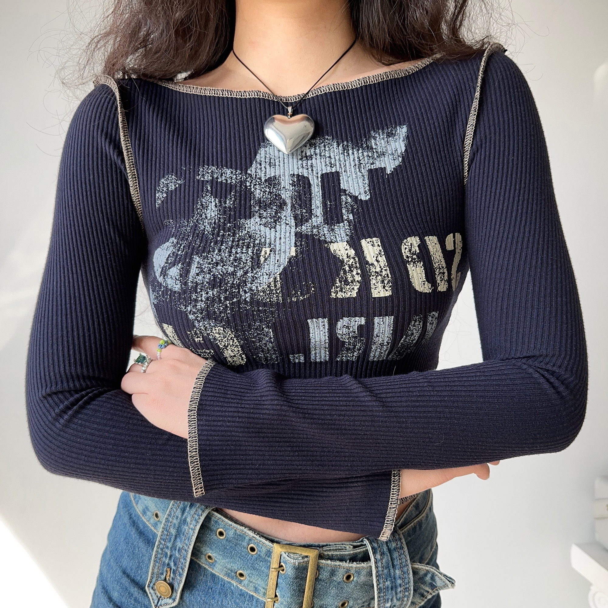 Retro Printed Long Sleeve T-shirt for Women - Slim Fit European & American Style Top, Perfect for Y2K and 90s Fashion Retro Printed Long Sleeve T-shirt for Women - Slim Fit European & American Style Top, Perfect for Y2K and 90s Fashion
