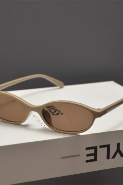 Retro Punk Style Ultra-Small Oval Sunglasses for Men and Women - Trendy Slimming Hip-Hop Sunglasses for Small Faces