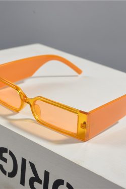Retro Rectangular Narrow-Frame Sunglasses for Men and Women - Trendy Hip-Hop Street Style, Disco-Inspired Fashion Eyewear