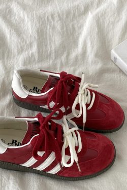 Retro Red Training Shoes for Women - 2025 Spring Versatile Flat Sneakers, Casual Sports Shoes in Y2K Style