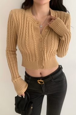 Retro Round Neck Cable Knit Cardigan for Women - Slim Fit, Buttoned Long Sleeve Sweater, Short Length, European American Style