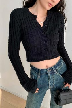 Retro Round Neck Cable Knit Cardigan for Women - Slim Fit, Buttoned Long Sleeve Sweater, Short Length, European American Style