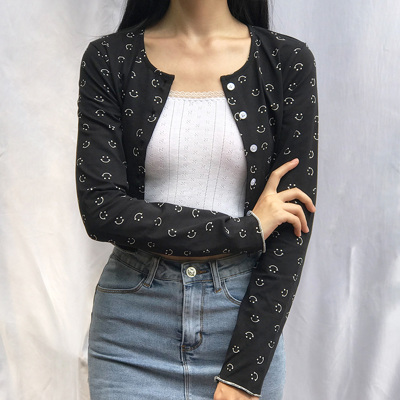 Retro Smiley Face Print Long Sleeve Cardigan T-Shirt Top with Round Neck, High Waist, and Short Hem – Cute Y2K Style Fashion Retro Smiley Face Print Long Sleeve Cardigan T-Shirt Top with Round Neck, High Waist, and Short Hem – Cute Y2K Style Fashion