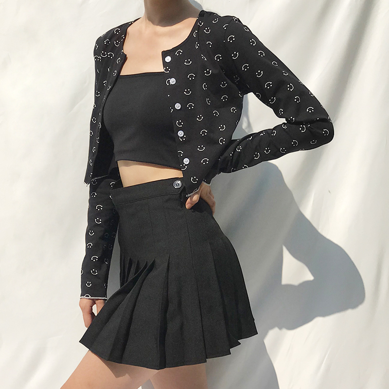 Retro Smiley Face Print Long Sleeve Cardigan T-Shirt Top with Round Neck, High Waist, and Short Hem – Cute Y2K Style Fashion Retro Smiley Face Print Long Sleeve Cardigan T-Shirt Top with Round Neck, High Waist, and Short Hem – Cute Y2K Style Fashion