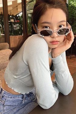 Retro Snake-Shaped Cat-Eye Sunglasses for Women - Millennium Style Korean Trendy Hip-Hop Party Eyewear