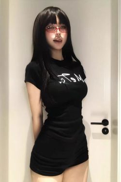 Retro Spicy Girl Letter Print Short Sleeve T-Shirt for Women - Waist-Cinching, Slim-Fit Stretchy Summer Top