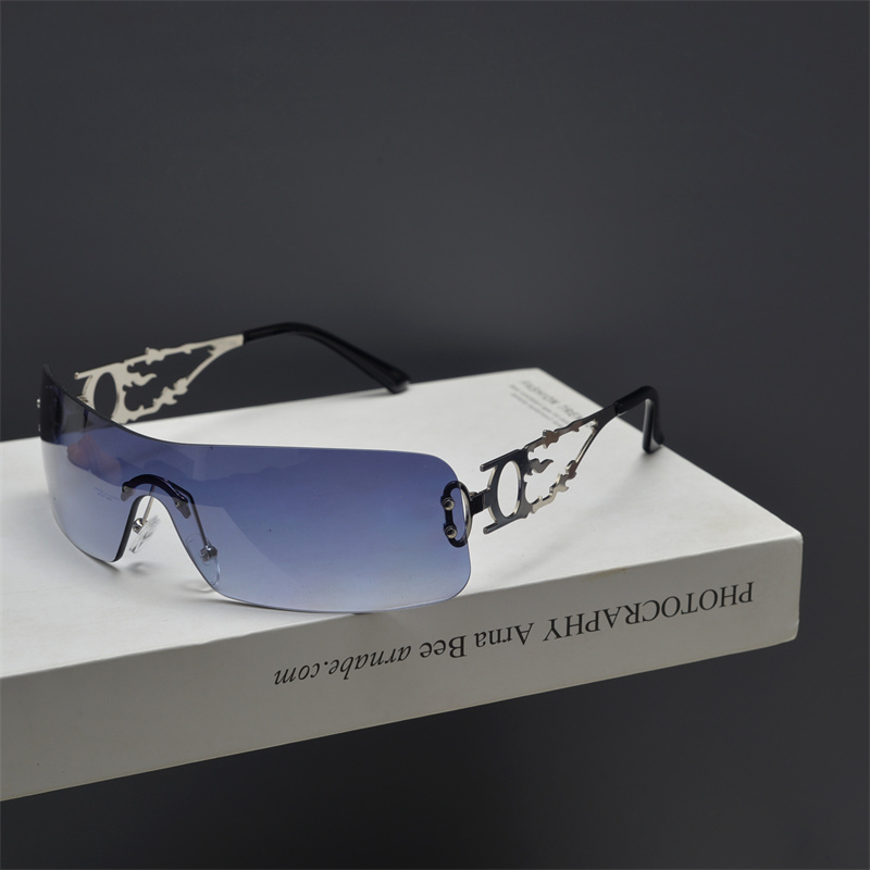 Retro Square Frameless Cut-Edge Sunglasses for Women - Millennial Punk Style, Internet Celebrity Street Fashion Accessory Retro Square Frameless Cut-Edge Sunglasses for Women - Millennial Punk Style, Internet Celebrity Street Fashion Accessory