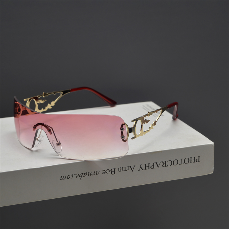 Retro Square Frameless Cut-Edge Sunglasses for Women - Millennial Punk Style, Internet Celebrity Street Fashion Accessory Retro Square Frameless Cut-Edge Sunglasses for Women - Millennial Punk Style, Internet Celebrity Street Fashion Accessory
