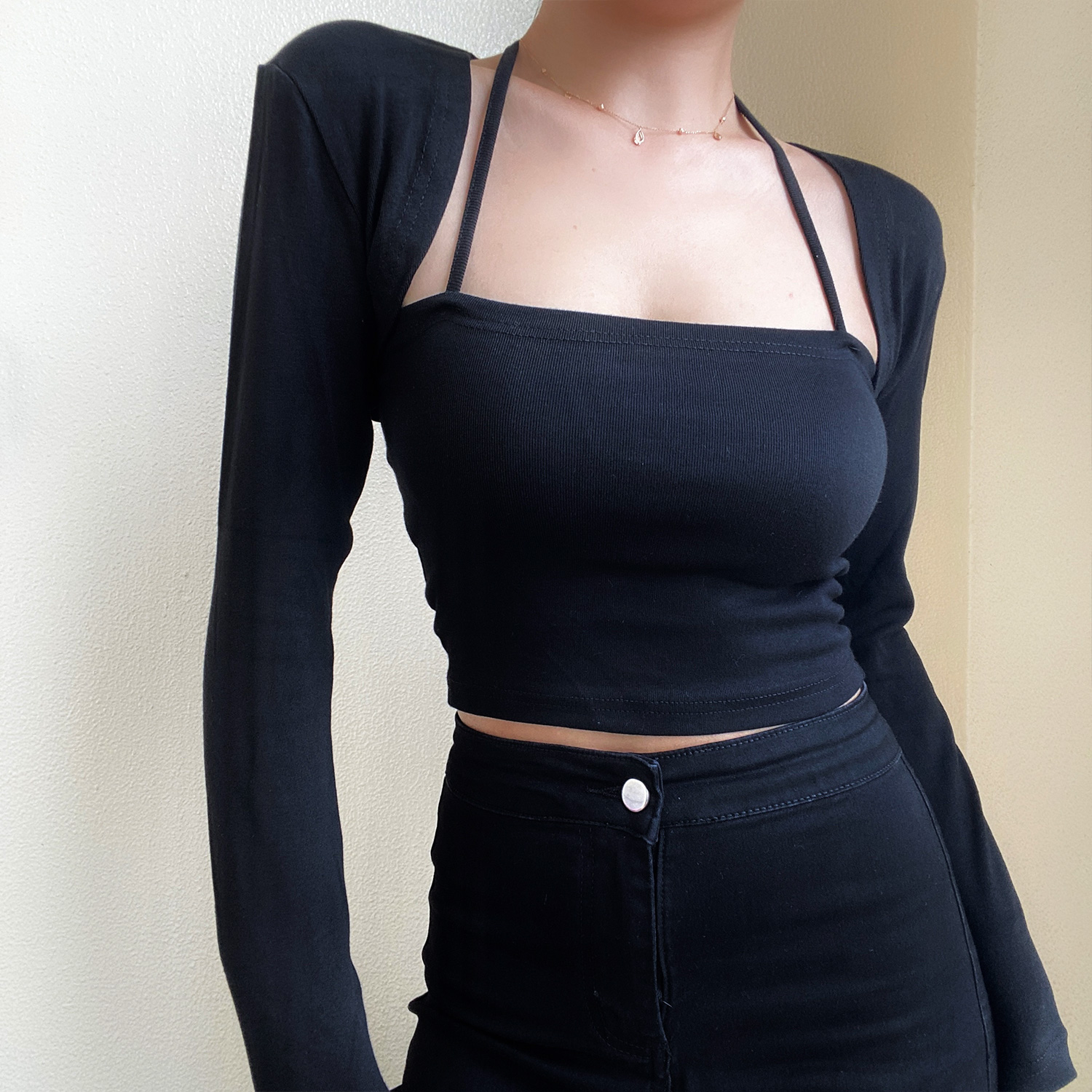 Retro Strapless High-Waisted Short Camisole and Shawl Cardigan Two-Piece Set for Women - European American Style Fashion Retro Strapless High-Waisted Short Camisole and Shawl Cardigan Two-Piece Set for Women - European American Style Fashion