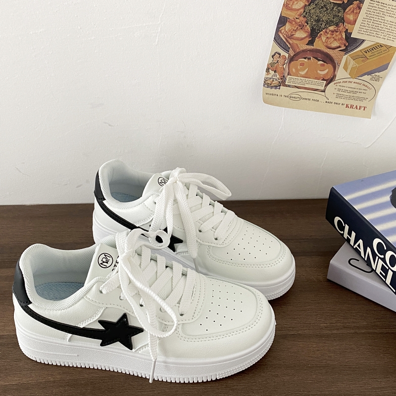 Retro Thick-Soled Star Sneakers for Women - Casual White Sports Shoes, 2025 Spring Style, Versatile Trendy Footwear Retro Thick-Soled Star Sneakers for Women - Casual White Sports Shoes, 2025 Spring Style, Versatile Trendy Footwear