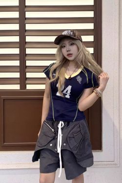 Retro V-Neck Short Sleeve Sports T-Shirt for Women – Slim Fit, Sexy Design, 2025 Summer Fashion, Perfect for Casual and Active Wear