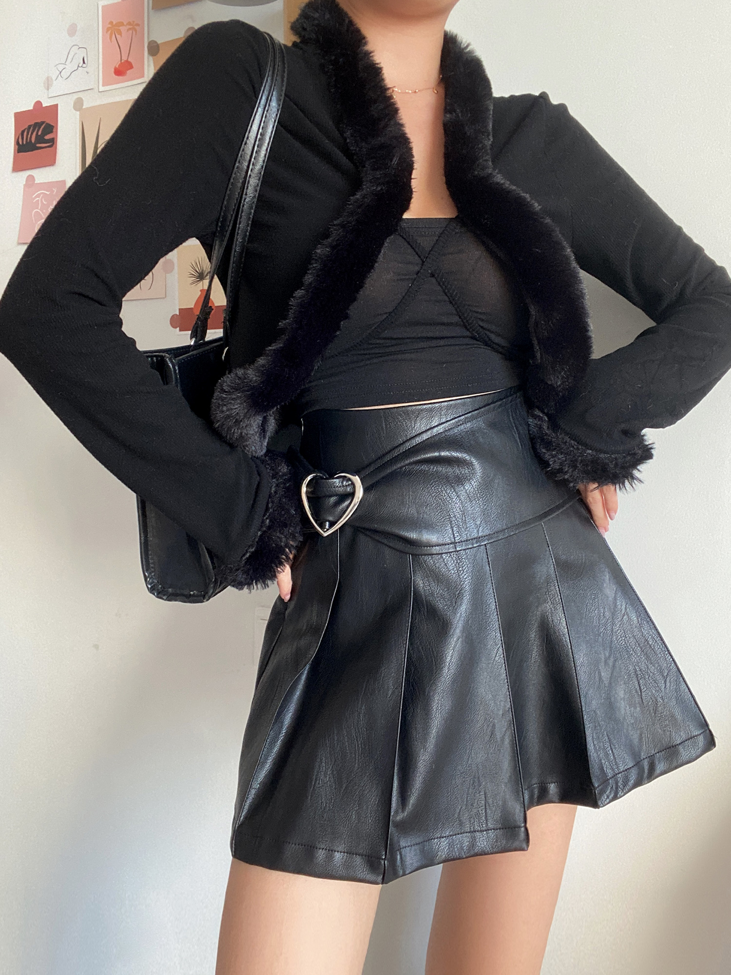 Retro V-Neck Tie Cute Fur Collar Spliced High-Waisted Short Cardigan Jacket for Women - 90s Inspired Fashion Retro V-Neck Tie Cute Fur Collar Spliced High-Waisted Short Cardigan Jacket for Women - 90s Inspired Fashion