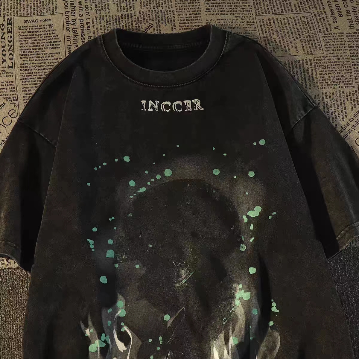 Retro Vintage Distressed Green Short Sleeve T-Shirt for Women - Trendy Summer Base Top in European and American Style Retro Vintage Distressed Green Short Sleeve T-Shirt for Women - Trendy Summer Base Top in European and American Style