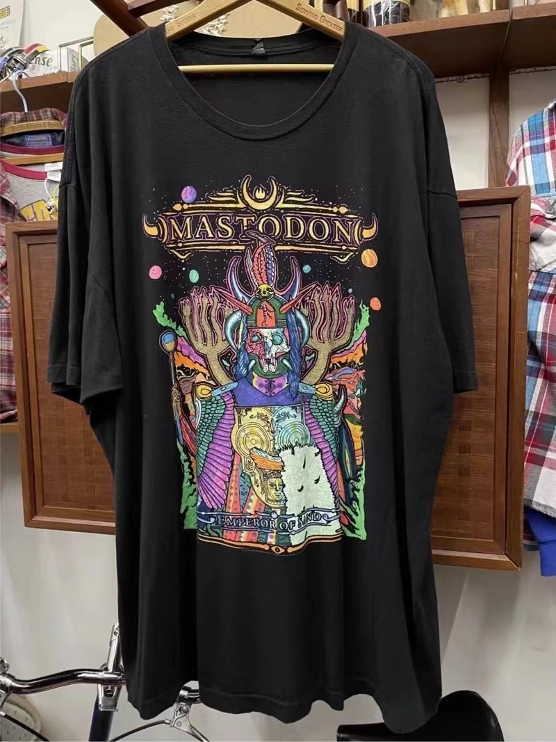 Retro Vintage Distressed Green Short Sleeve T-Shirt for Women - Trendy Summer Base Top in European and American Style Retro Vintage Distressed Green Short Sleeve T-Shirt for Women - Trendy Summer Base Top in European and American Style