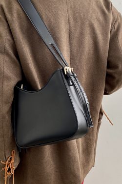 Retro Women's Underarm Saddle Bag - Versatile Crossbody Bag for Spring/Summer 2025, Trendy Niche Design, Chic and Stylish