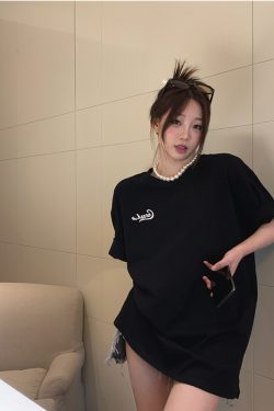 Rose Red Plus Size Loose Fit Cotton Short Sleeve T-Shirt for Women - Casual Mid-Length Top, Perfect for Everyday Wear