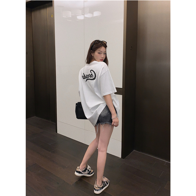 Rose Red Plus Size Loose Fit Cotton Short Sleeve T-Shirt for Women - Casual Mid-Length Top, Perfect for Everyday Wear Rose Red Plus Size Loose Fit Cotton Short Sleeve T-Shirt for Women - Casual Mid-Length Top, Perfect for Everyday Wear