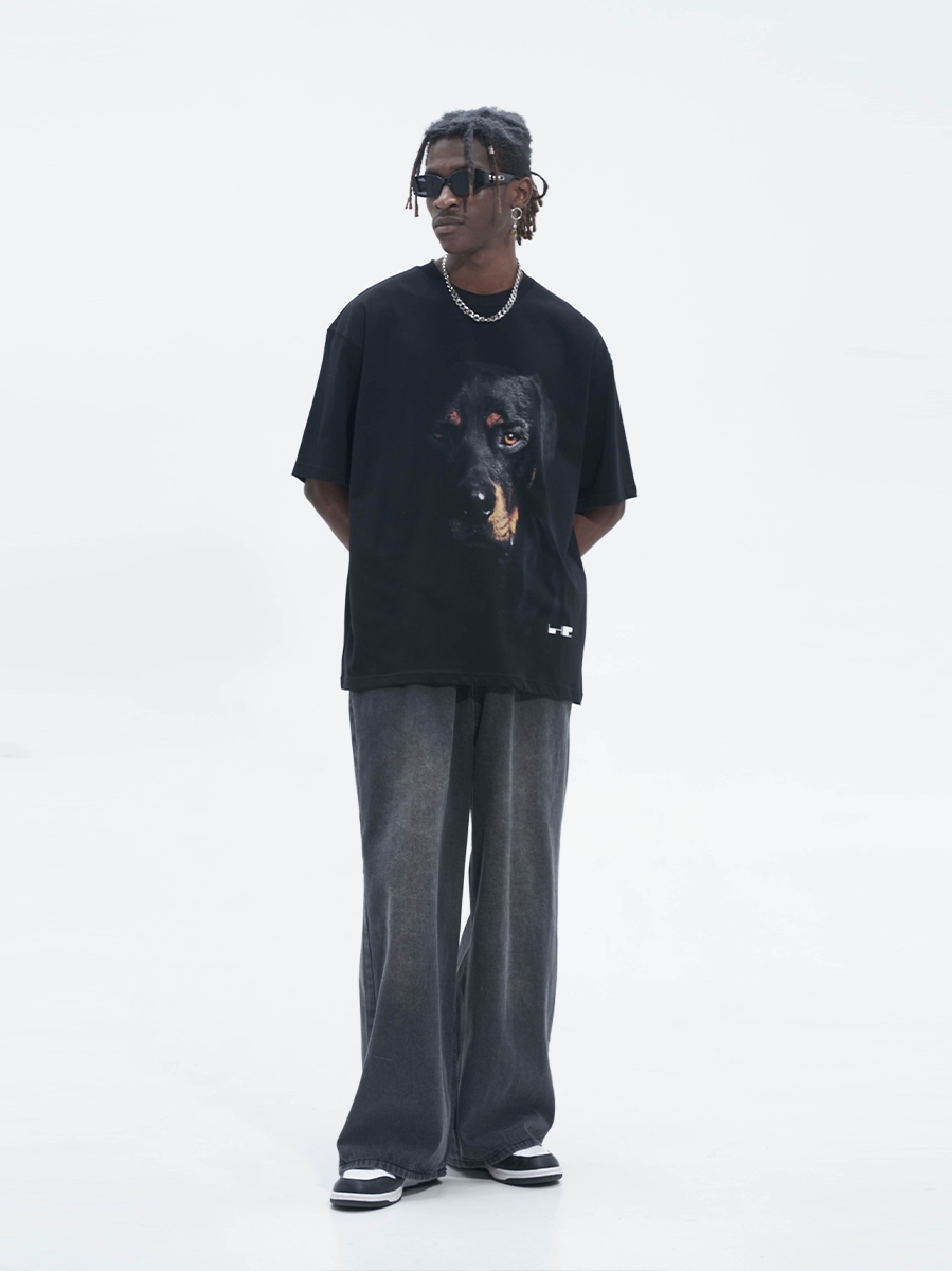 Rottweiler Head Graphic Short Sleeve T-Shirt in Harshandcruel Street Style - Trendy Urban Fashion for 90s and Y2K Lovers Rottweiler Head Graphic Short Sleeve T-Shirt in Harshandcruel Street Style - Trendy Urban Fashion for 90s and Y2K Lovers