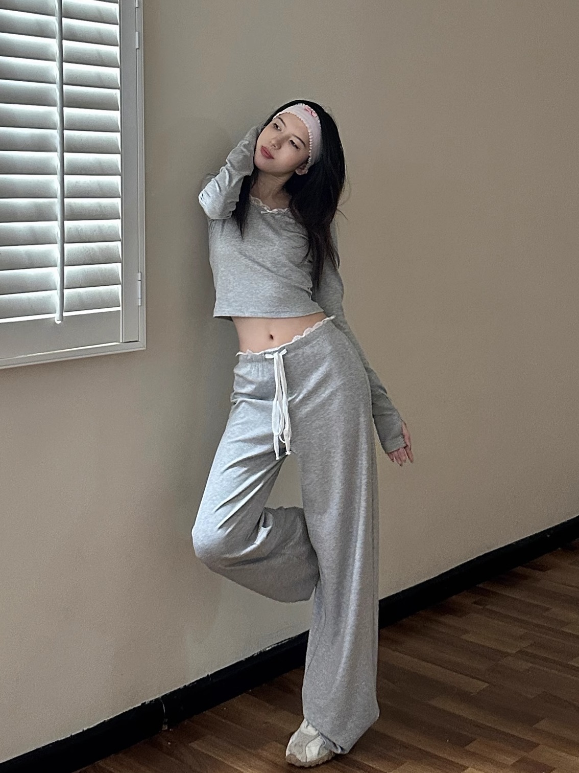 Round Neck Lace Long Sleeve Top & Straight Leg Trousers Slim Fit Set for Women - 2025 Spring Fashion, Elegant Style Round Neck Lace Long Sleeve Top & Straight Leg Trousers Slim Fit Set for Women - 2025 Spring Fashion, Elegant Style