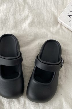 Round-Toe Mary Jane Slippers for Women - Summer 2025 Thick-Soled Closed-Toe Half Slippers, Trendy Holey Design for Outdoor Wear