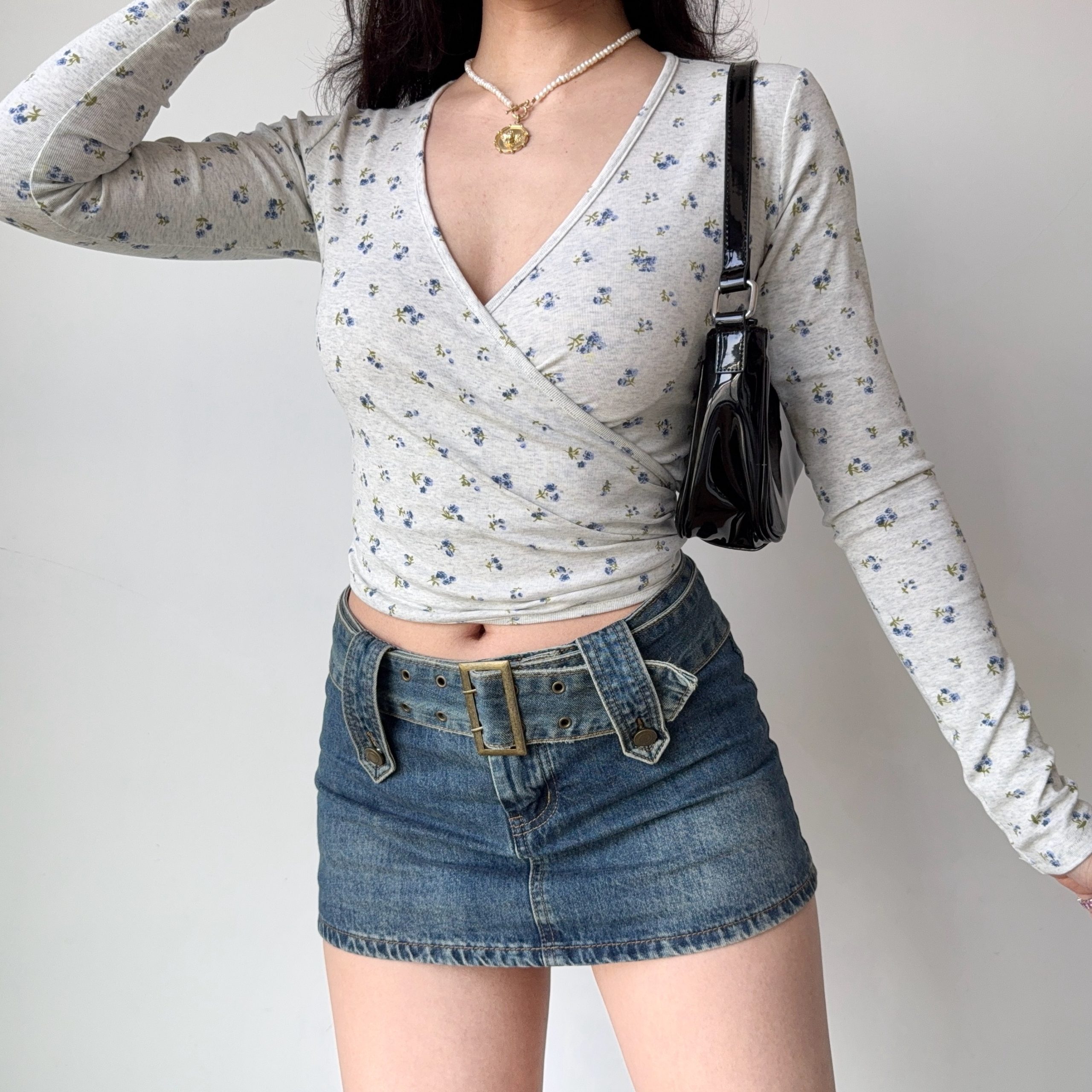 Sexy Cross V-Neck Wrap Long Sleeve Floral T-Shirt - European American Style Women's Top - Trendy Y2K Fashion Sexy Cross V-Neck Wrap Long Sleeve Floral T-Shirt - European American Style Women's Top - Trendy Y2K Fashion