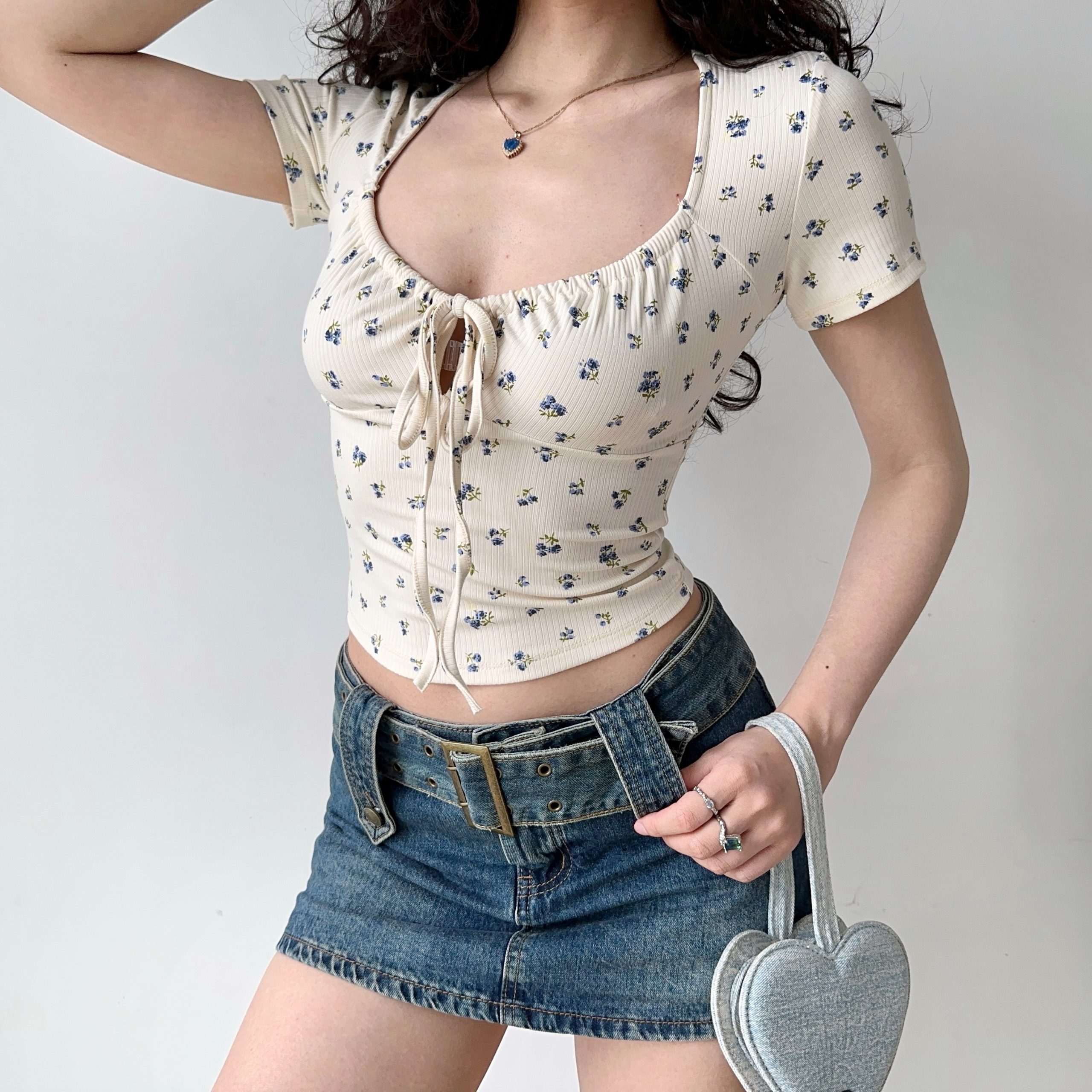 Sexy Floral Tie Short Sleeve Women's Summer T-Shirt - Big U-Neck, High-Waist, European & American Style, Perfect for Y2K Looks Sexy Floral Tie Short Sleeve Women's Summer T-Shirt - Big U-Neck, High-Waist, European & American Style, Perfect for Y2K Looks