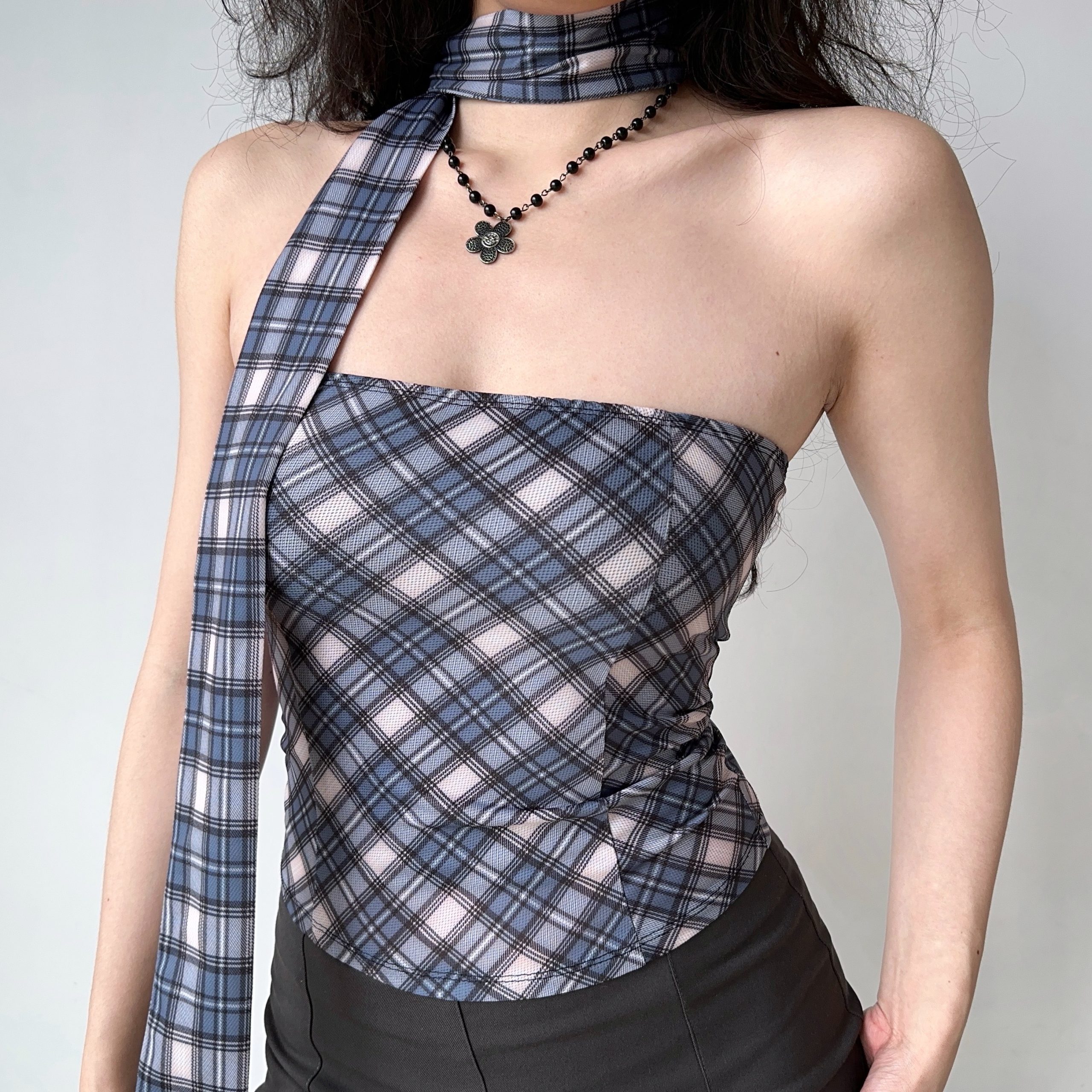Sexy Plaid Strapless Top with Scarf - Women's Sleeveless Slim Fit - European & American Style - Summer Fashion 90s Inspired Sexy Plaid Strapless Top with Scarf - Women's Sleeveless Slim Fit - European & American Style - Summer Fashion 90s Inspired