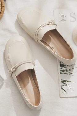 Sheepskin Gentle Evening Wind Style Skirt & Flat Fairy Shoes - Two-Way French Temperament for Spring & Autumn Fashion