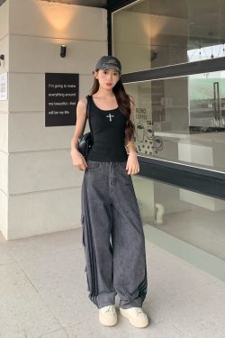 Slim Fit Cross Strap Tank Top for Women - American Style Sleeveless Sports Top - Summer Essential for Active Wear