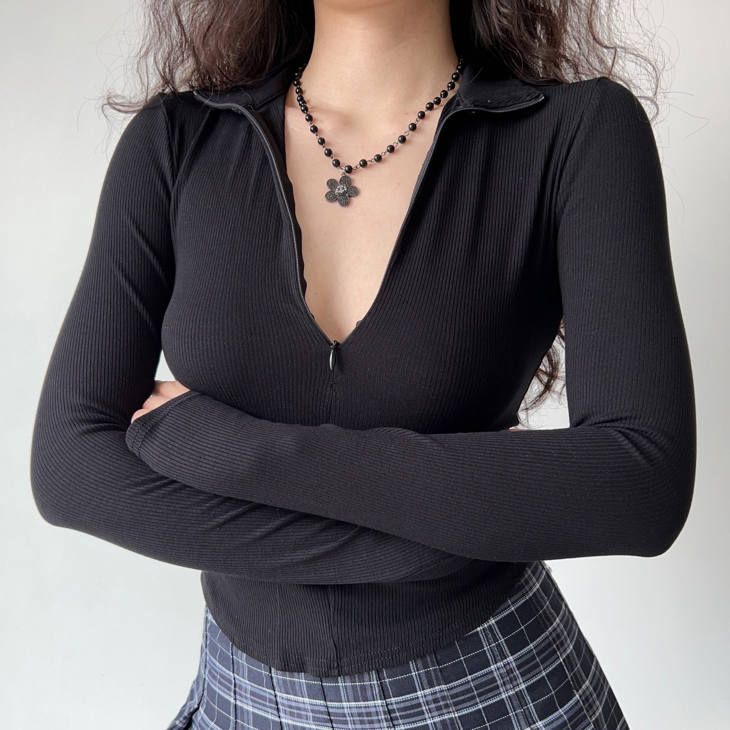 Slim Fit Long Sleeve Polo T-Shirt for Women - Half-Open Collar, Sexy Base Layer, European & American Style, Y2K Fashion Outerwear Slim Fit Long Sleeve Polo T-Shirt for Women - Half-Open Collar, Sexy Base Layer, European & American Style, Y2K Fashion Outerwear