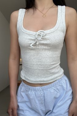 Slim Fit Solid Color Ribbed U-Neck Sleeveless Tank Top - American Vintage Style for Women, Perfect for Casual Y2K Looks