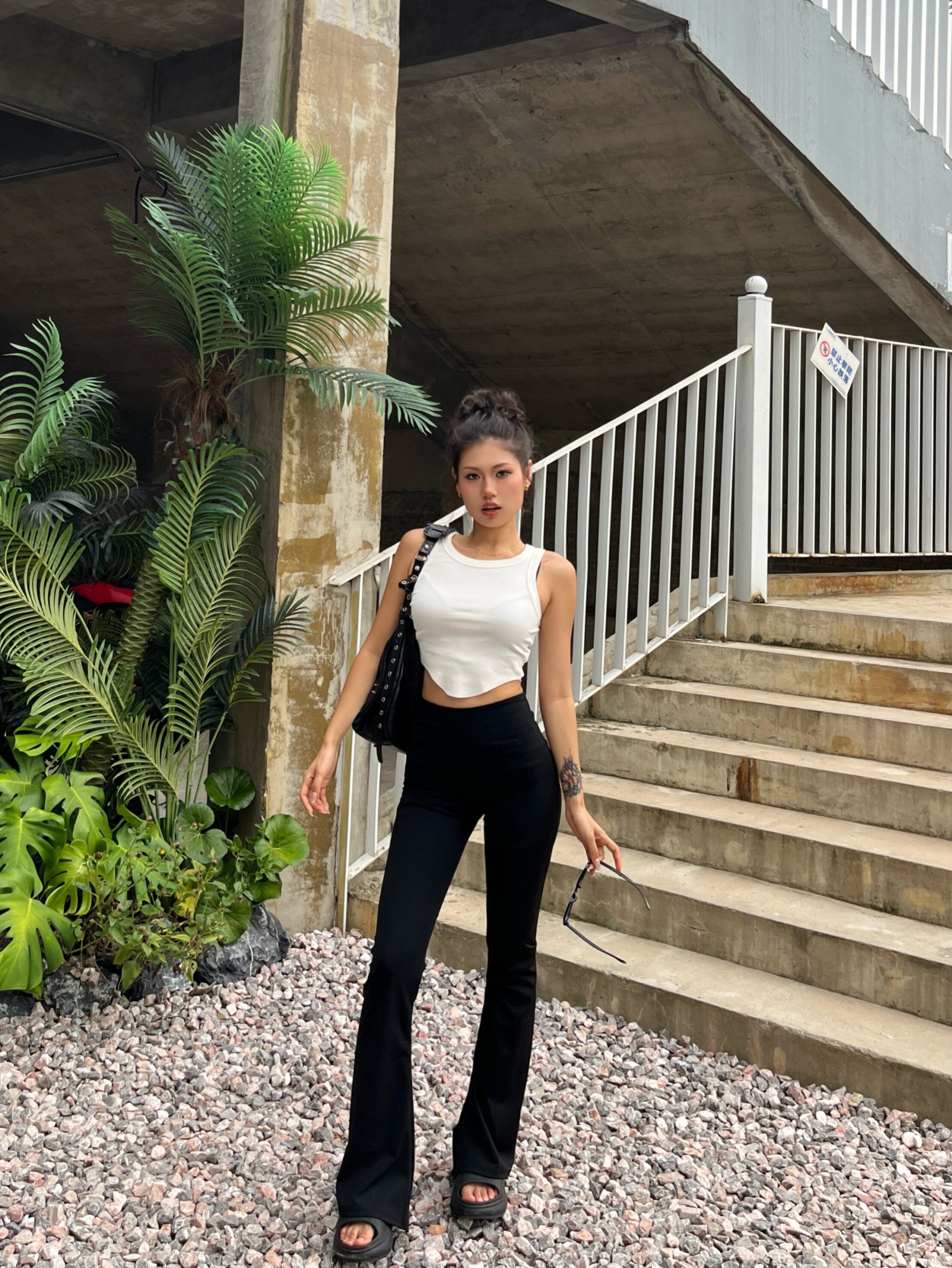 Slimming Black High-Waisted Flared Pants for Women - Stretchy Butt-Lifting Base Layer Leggings, Y2K Style Slimming Black High-Waisted Flared Pants for Women - Stretchy Butt-Lifting Base Layer Leggings, Y2K Style