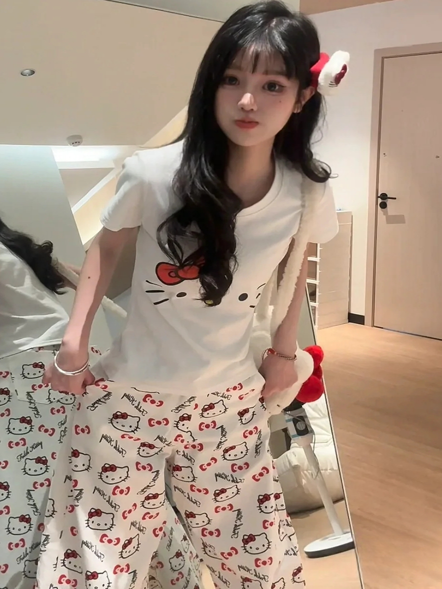 Spicy Girl Kitty Cat Print White Short Sleeve T-Shirt for Women - Summer Round Neck Slim Fit Sweet Flattering Top Spicy Girl Kitty Cat Print White Short Sleeve T-Shirt for Women - Summer Round Neck Slim Fit Sweet Flattering Top