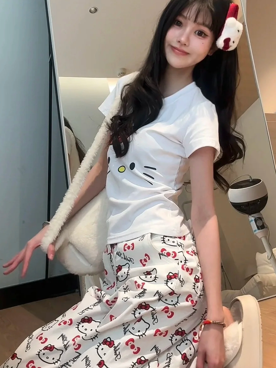 Spicy Girl Kitty Cat Print White Short Sleeve T-Shirt for Women - Summer Round Neck Slim Fit Sweet Flattering Top Spicy Girl Kitty Cat Print White Short Sleeve T-Shirt for Women - Summer Round Neck Slim Fit Sweet Flattering Top