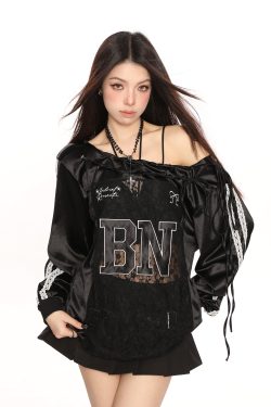 Spicy Girl Lace Trim Off-Shoulder Jersey Windbreaker T-Shirt for Women - Breathable Long Sleeve Satin Top for Spring Autumn Fashion