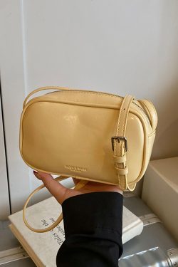 Stylish 2025 Women's Red Shoulder Bag - High-Quality Commuter Crossbody Small Square Purse for Everyday Use