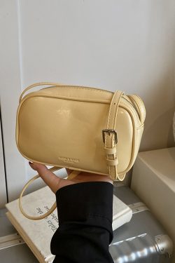 Stylish 2025 Women's Red Shoulder Bag - High-Quality Commuter Crossbody Small Square Purse for Everyday Use