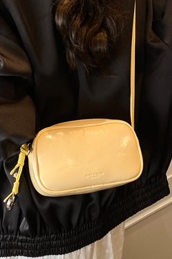 Stylish 2025 Women's Red Shoulder Bag - High-Quality Commuter Crossbody Small Square Purse for Everyday Use