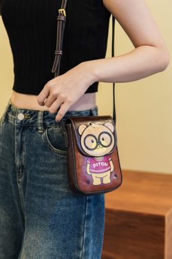 Stylish Cartoon Bear Shoulder Crossbody Bag for Women, 2025 Trendy Small Square Phone Bag, Cute Fashion Accessory