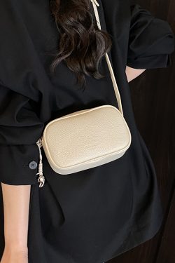 Stylish Yellow Crossbody Phone Bag for Women - Versatile Commuting Accessory, Summer 2025 Trendy Design