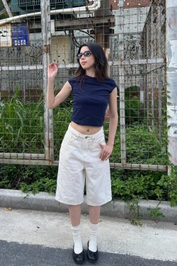 Summer 2025 Women's White Loose Casual Wide-Leg Denim Shorts - Trendy American Style for Effortless Y2K Fashion