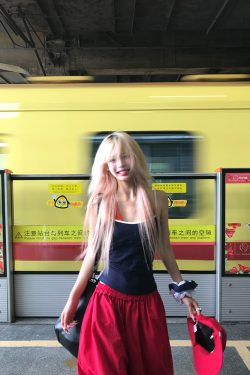 Summer American Style Fake Two-Piece Halter Tank Top for Women, Slim Fit, Sleeveless, Sexy Summer Fashion