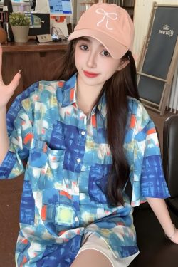 Summer Tie-Dye Floral Short Sleeve Shirt for Women, Retro Loose Beach Top, Trendy Versatile Style, Y2K Fashion